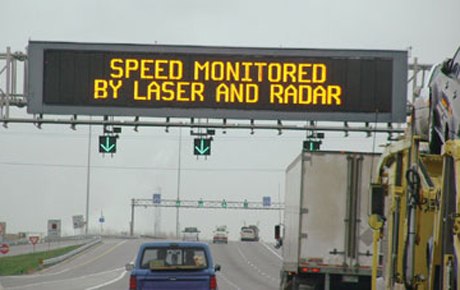Nhiều nước phát triển trên thế giới đã sử dụng Bảng quang báo để điều tiết giao thông. Ảnh: dot.gov.